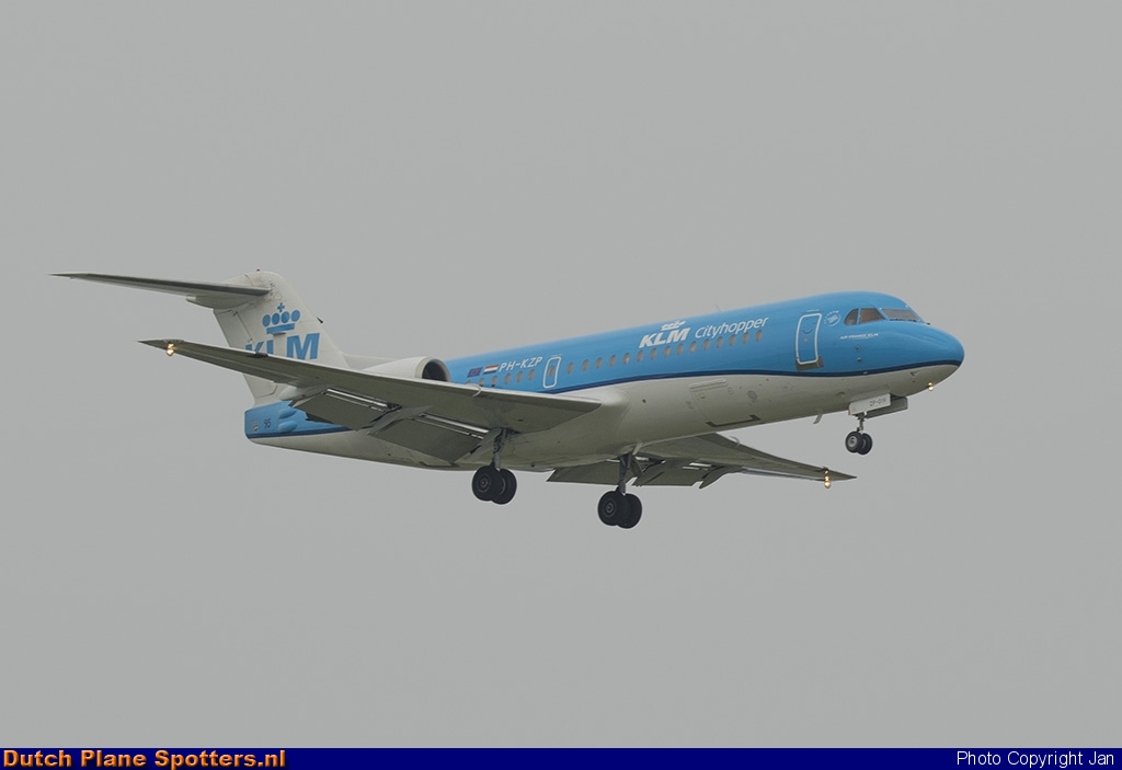 PH-KZP Fokker 70 KLM Cityhopper by Jan