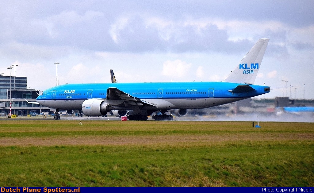 PH-BQN Boeing 777-200 KLM Royal Dutch Airlines by Nicole