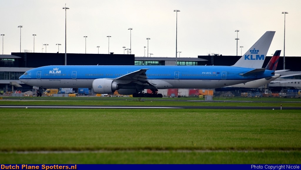PH-BVG Boeing 777-300 KLM Royal Dutch Airlines by Nicole