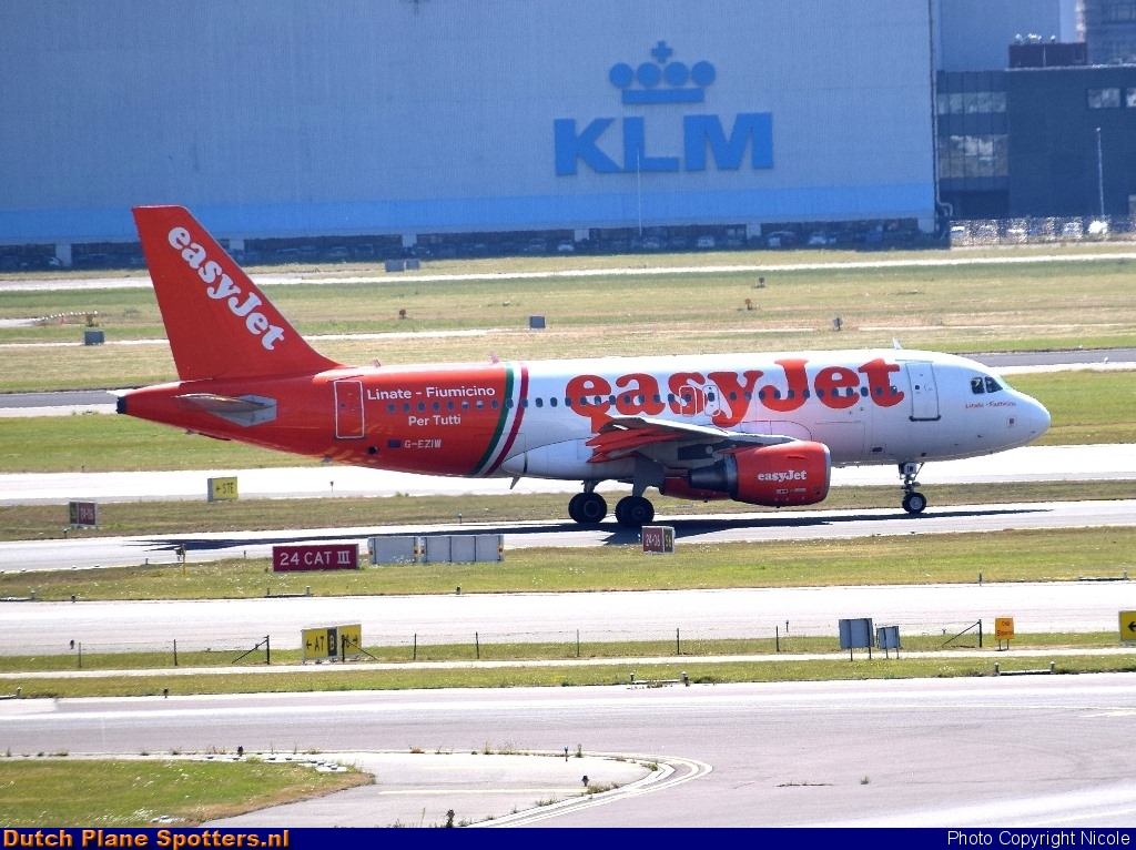 G-EZIW Airbus A319 easyJet by Nicole