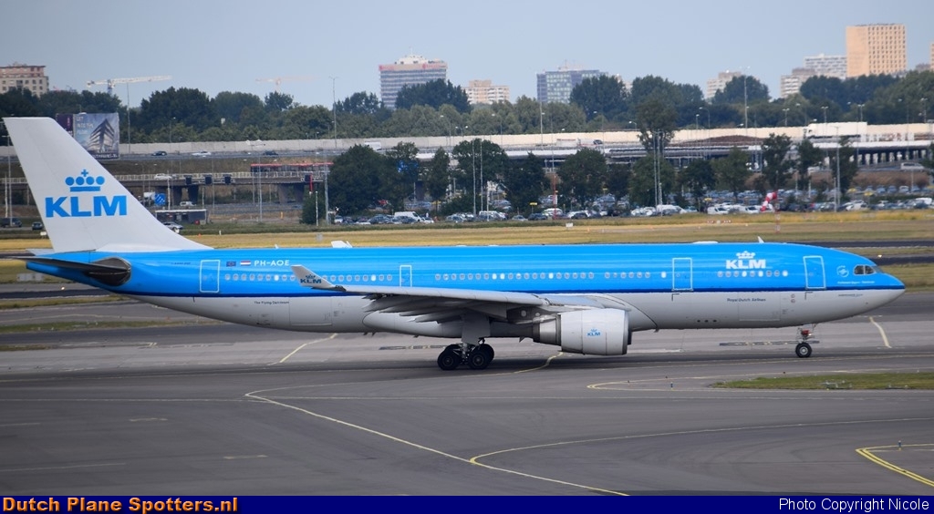 PH-AOE Airbus A330-200 KLM Royal Dutch Airlines by Nicole
