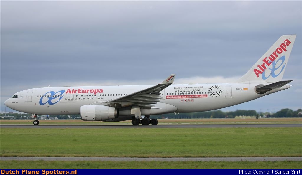 EC-LVL Airbus A330-200 Air Europa by Sander Smit