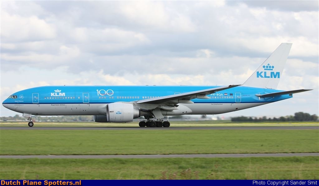 PH-BQA Boeing 777-200 KLM Royal Dutch Airlines by Sander Smit