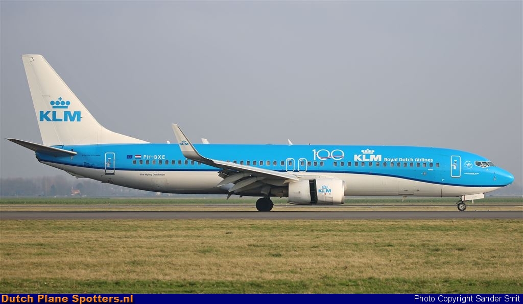 PH-BXE Boeing 737-800 KLM Royal Dutch Airlines by Sander Smit