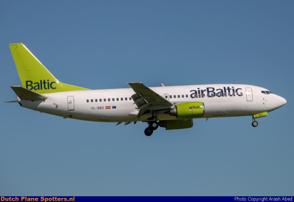 YL-BBS Boeing 737-300 Air Baltic by Arash Abed