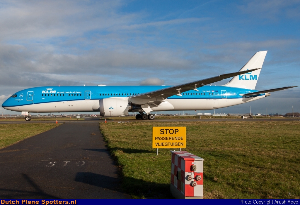 PH-BHP Boeing 787-9 Dreamliner KLM Royal Dutch Airlines by Arash Abed