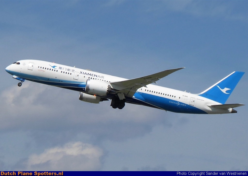 B-1566 Boeing 787-9 Dreamliner Xiamen Airlines by Sander van Westrienen