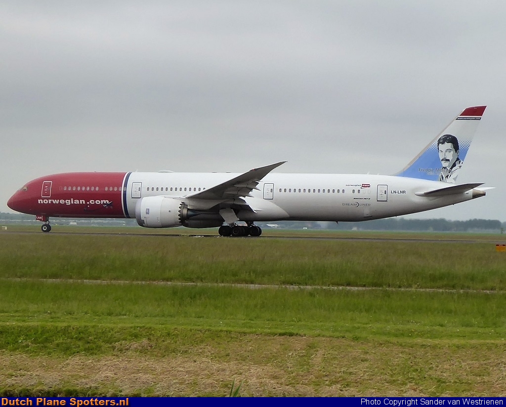 LN-LNR Boeing 787-9 Dreamliner Norwegian Air Shuttle by Sander van Westrienen