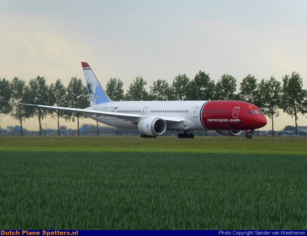 LN-LNN Boeing 787-9 Dreamliner Norwegian Air International by Sander van Westrienen