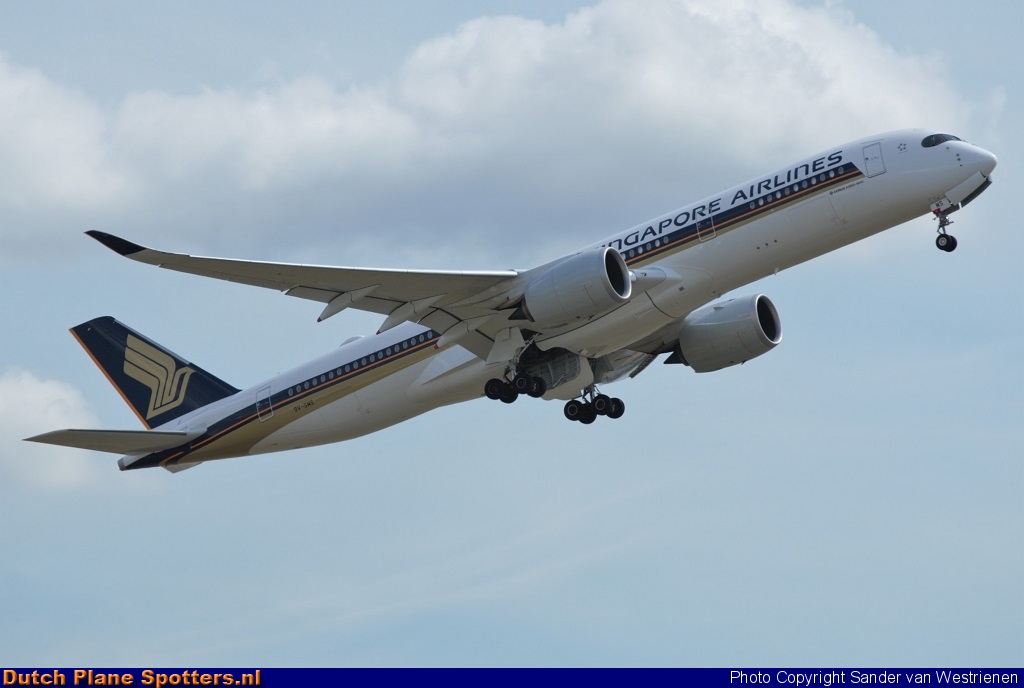 9V-SMS Airbus A350-900 Singapore Airlines by Sander van Westrienen
