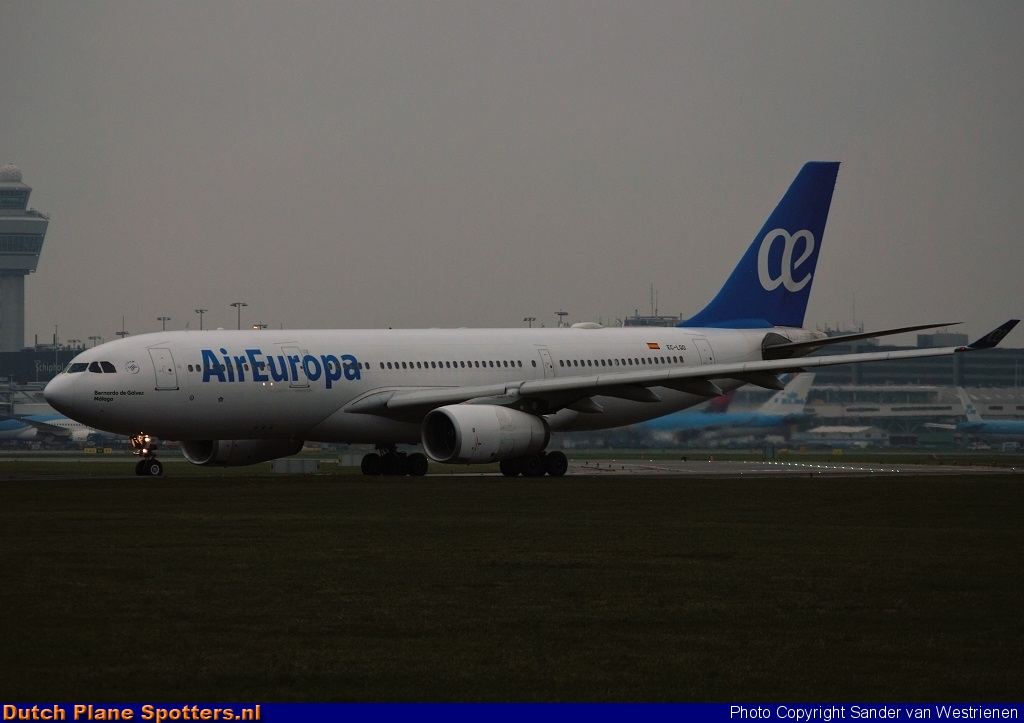 EC-LQO Airbus A330-200 Air Europa by Sander van Westrienen