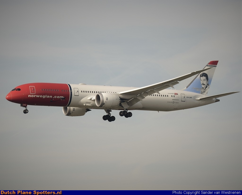 LN-LNR Boeing 787-9 Dreamliner Norwegian Air Shuttle by Sander van Westrienen