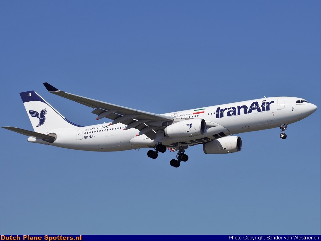 EP-IJB Airbus A330-200 Iran Air by Sander van Westrienen