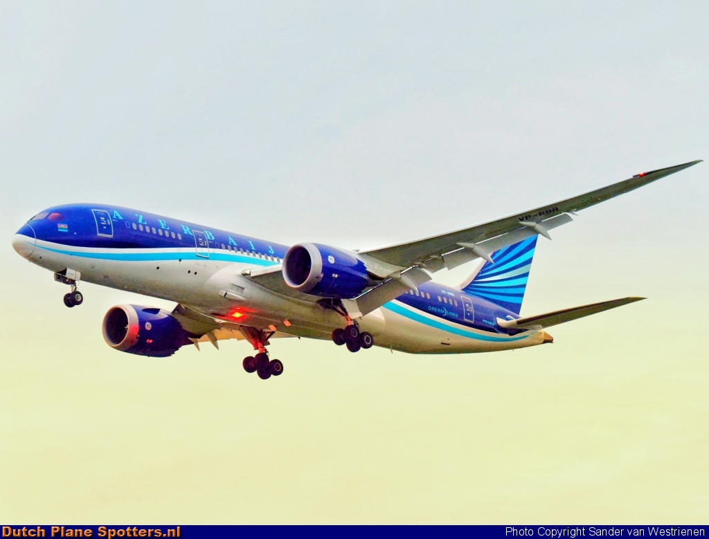 VP-BBR Boeing 787-8 Dreamliner AZAL Azerbaijan Airlines by Sander van Westrienen