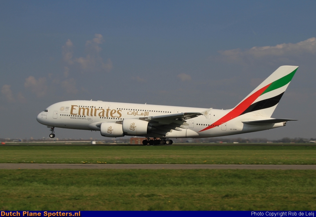 A6-EDW Airbus A380-800 Emirates by Rob de Lelij