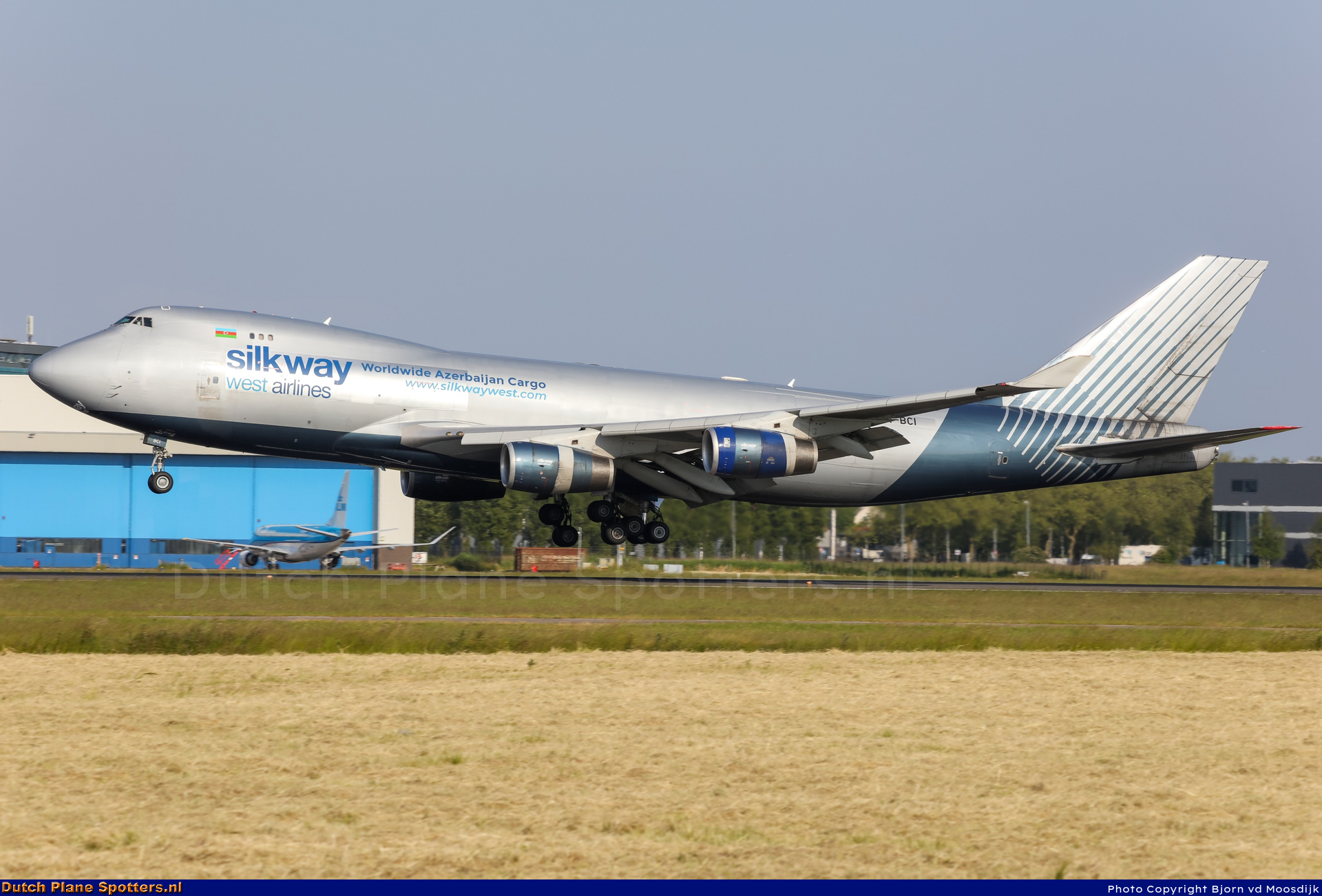 4K-BCI Boeing 747-400 Silk Way West Airlines by Bjorn van de Moosdijk