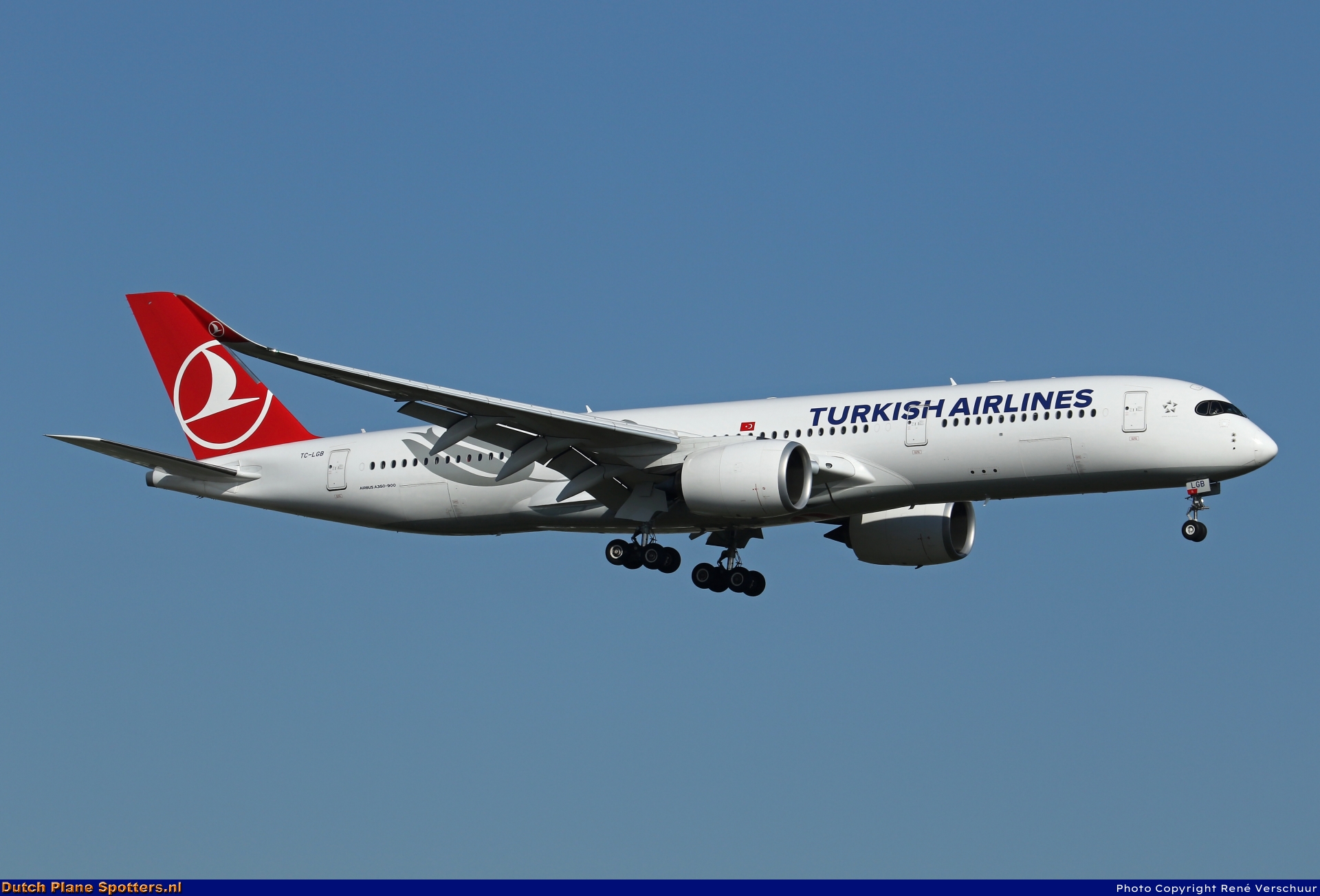 TC-LGB Airbus A350-900 Turkish Airlines by René Verschuur