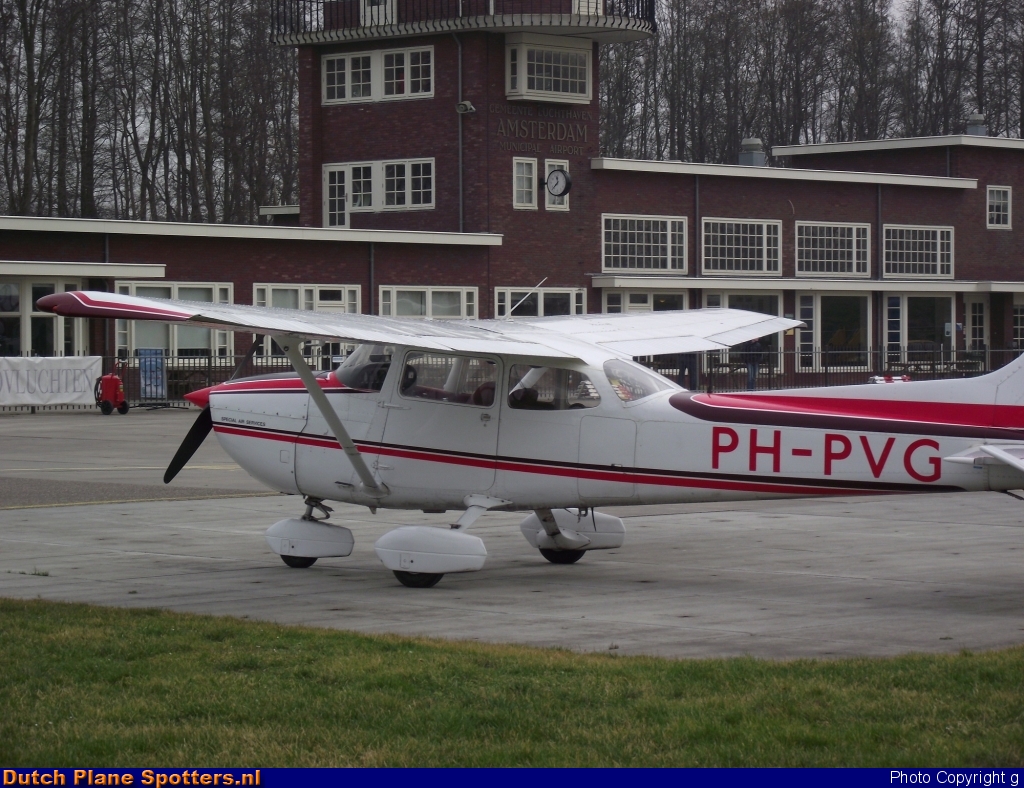 PH-PVG Cessna 172 Skyhawk Special Air Services by g
