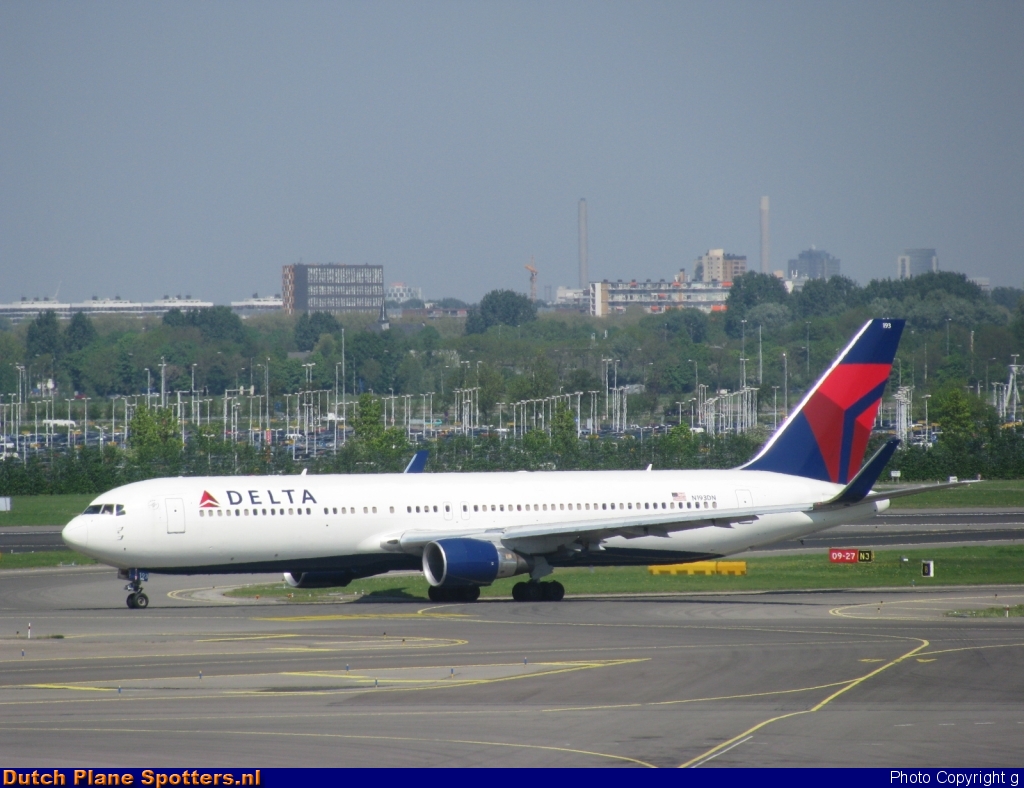 N193DN Boeing 767-300 Delta Airlines by g