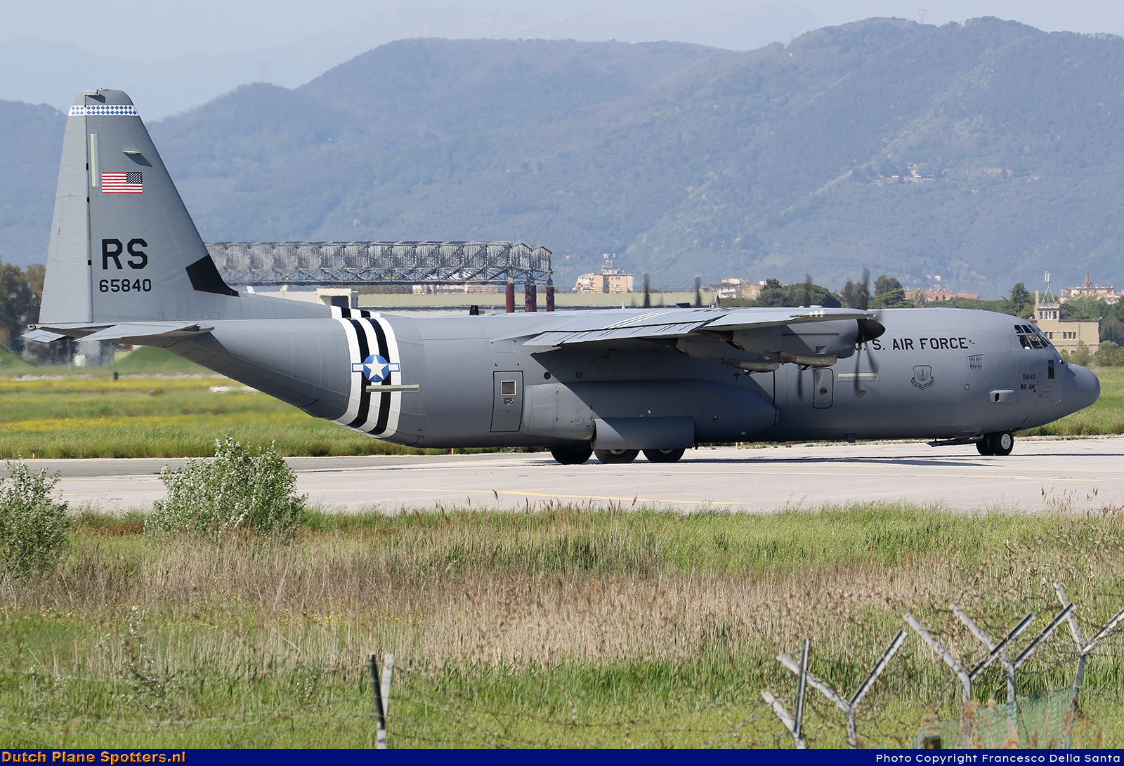 16-5840 Lockheed C-130 Hercules MIL - US Air Force by Francesco Della Santa