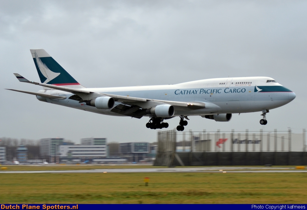 B-HKH Boeing 747-400 Cathay Pacific Cargo by Peter Veerman