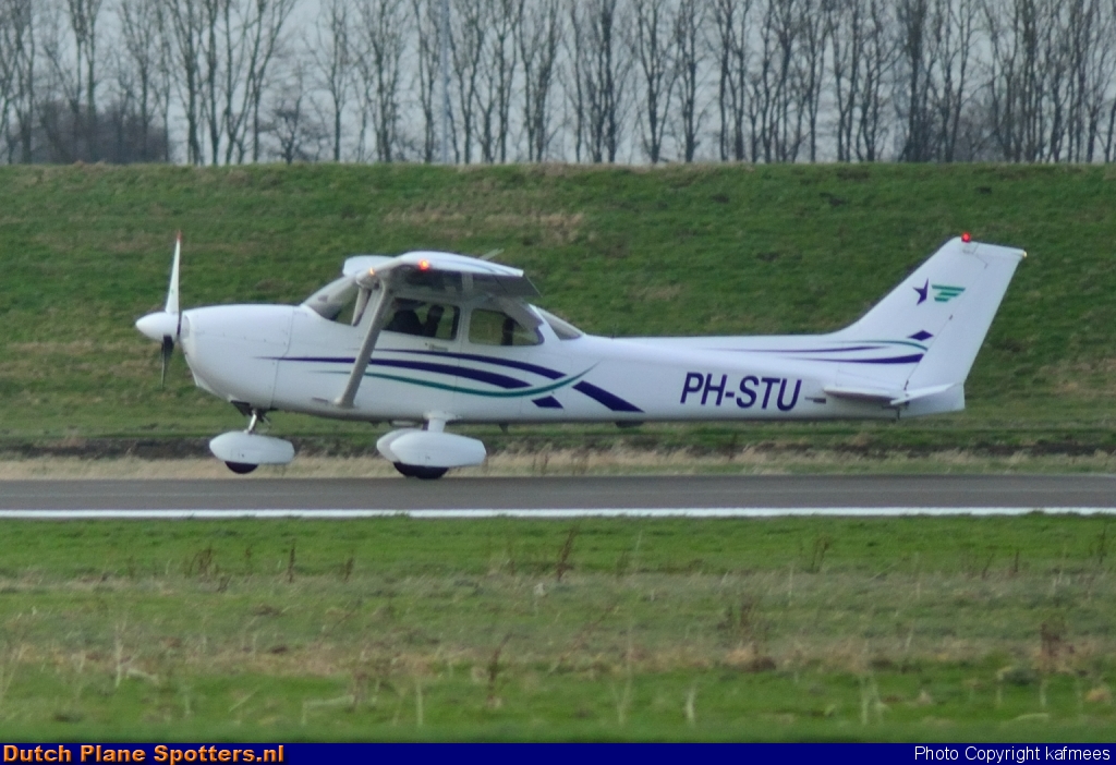 PH-STU Cessna 172 Skyhawk Stella Aviation by Peter Veerman