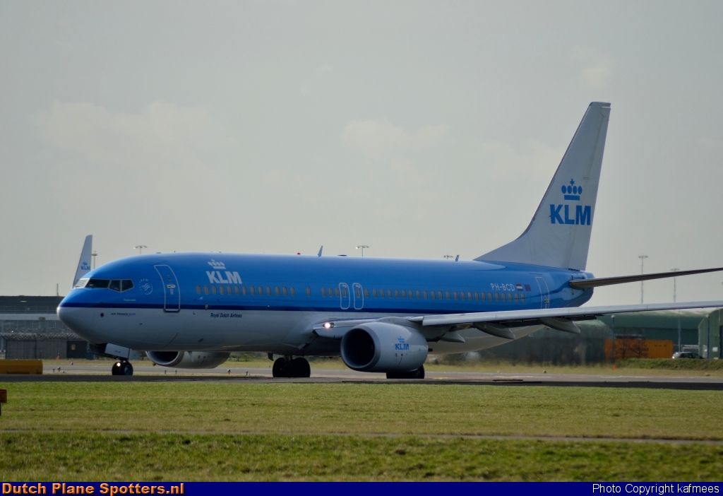 PH-BCD Boeing 737-800 KLM Royal Dutch Airlines by Peter Veerman