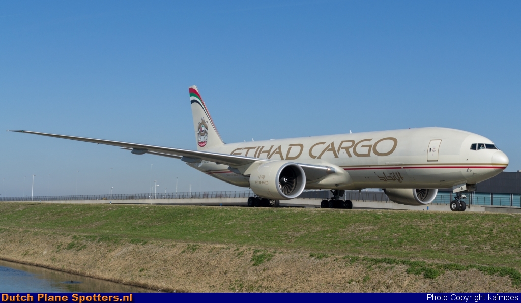 A6-DDA Boeing 777-F Etihad Cargo by Peter Veerman