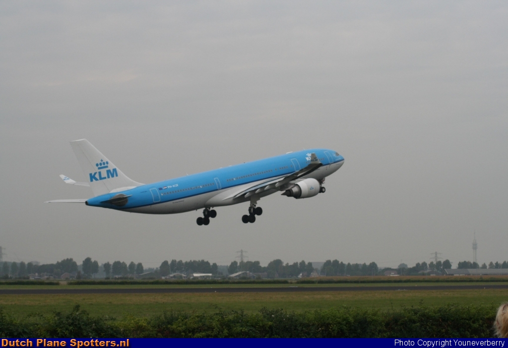 PH-AOF Airbus A330-200 KLM Royal Dutch Airlines by Youneverberry
