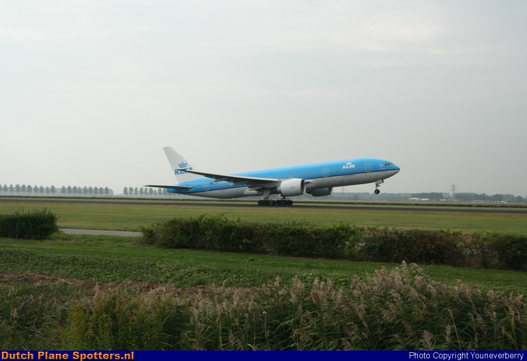 PH-BQO Boeing 777-200 KLM Royal Dutch Airlines by Youneverberry