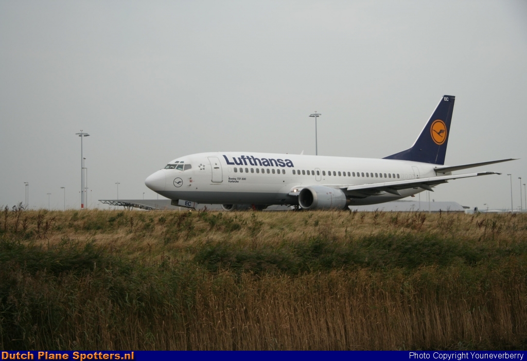 D-ABEC Boeing 737-300 Lufthansa by Youneverberry