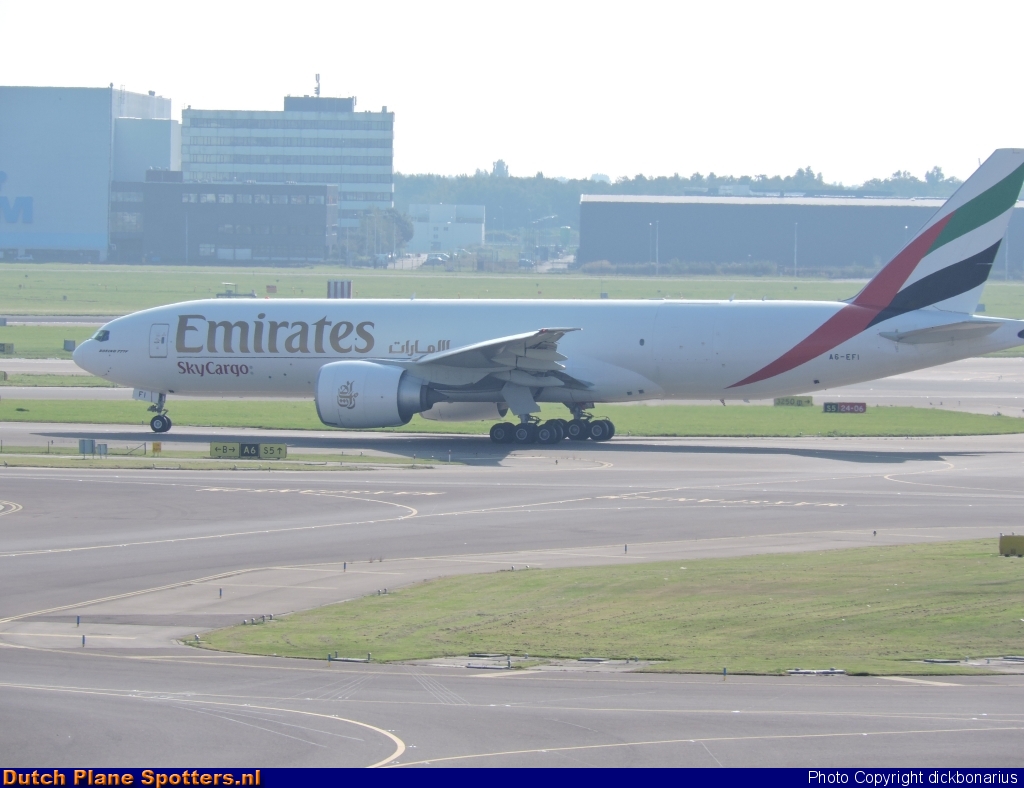 A6-EFI Boeing 777-F Emirates Sky Cargo by dickbonarius