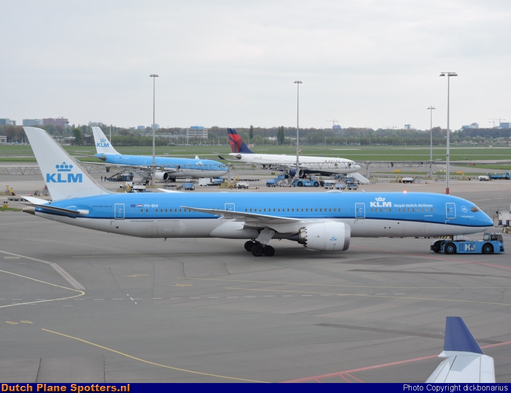 PH-BHI Boeing 787-9 Dreamliner KLM Royal Dutch Airlines by dickbonarius