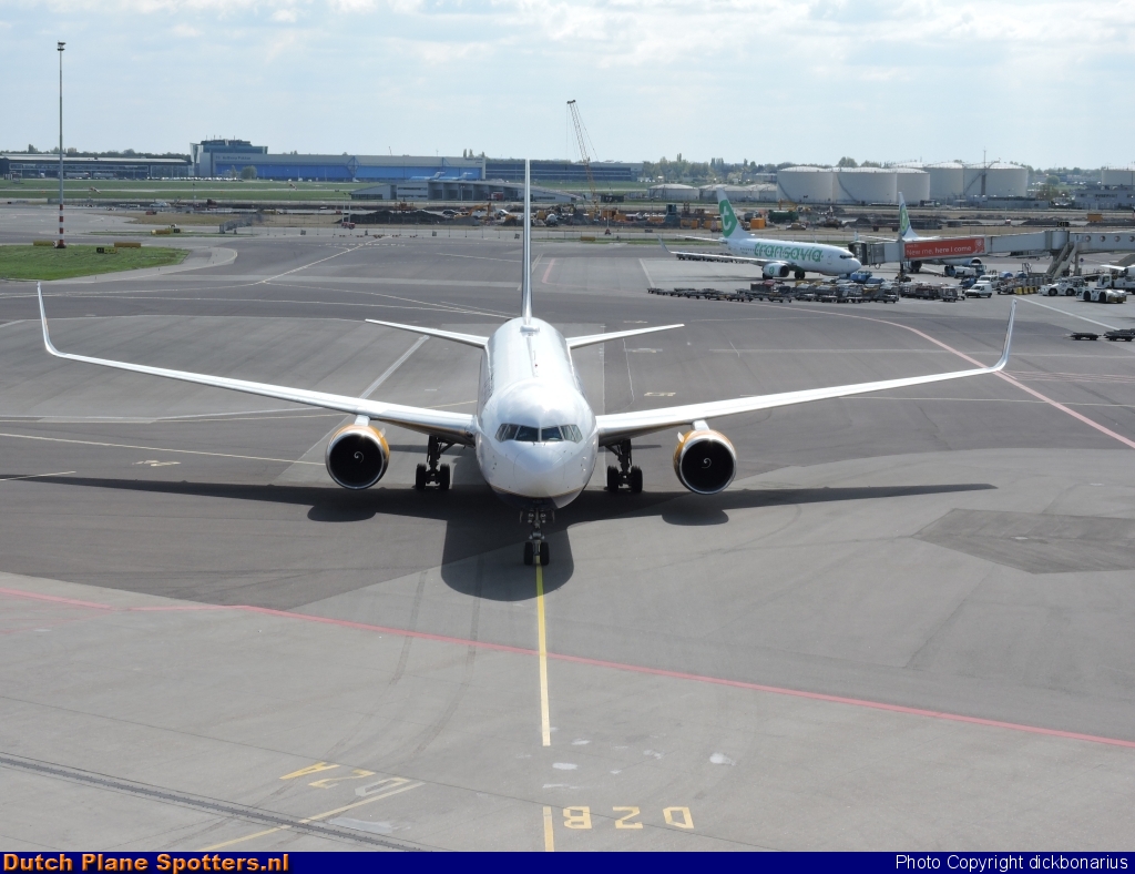 TF-ISP Boeing 767-300 Icelandair by dickbonarius