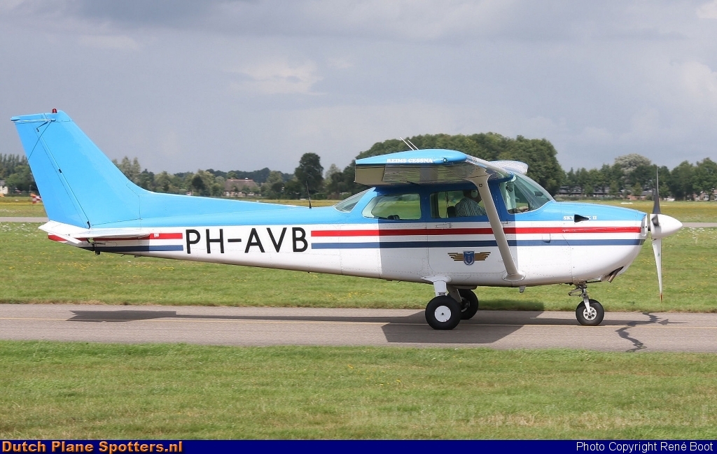 PH-AVB Cessna 172 Skyhawk Vliegclub Teuge by René Boot