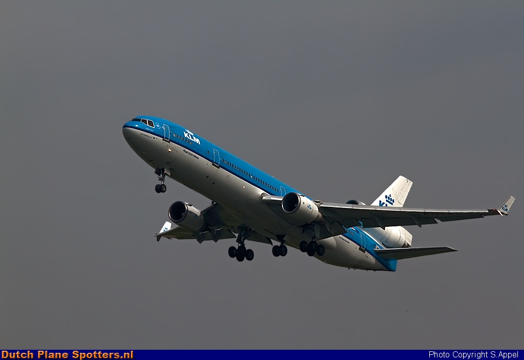 PH-KCC McDonnell Douglas MD-11 KLM Royal Dutch Airlines by S.Appel