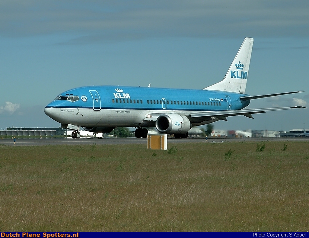 PH-BDN Boeing 737-300 KLM Royal Dutch Airlines by S.Appel