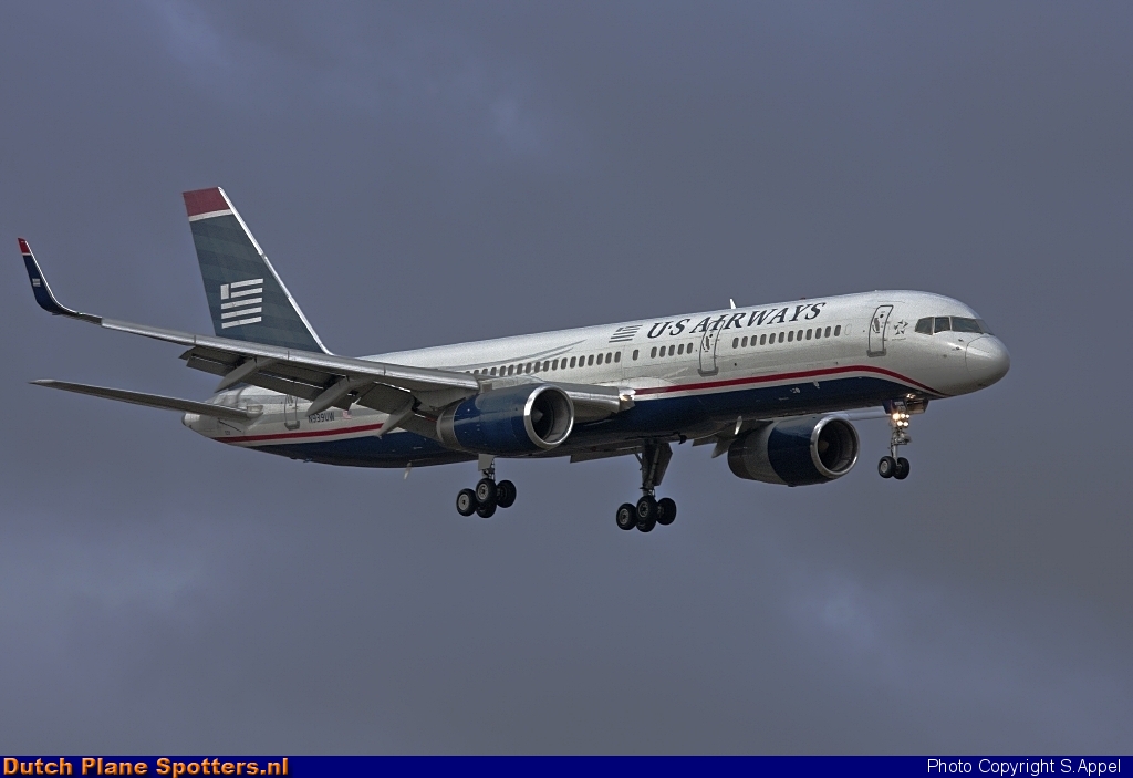 N939UW Boeing 757-200 US Airways by S.Appel