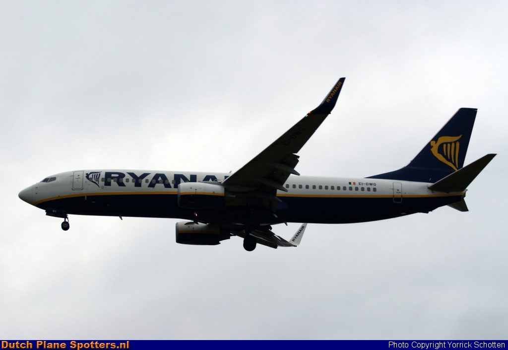 EI-DWG Boeing 737-800 Ryanair by Yorrick Schotten