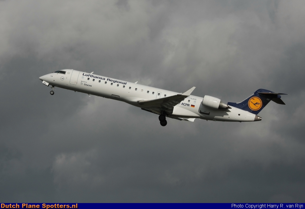 D-ACPR Bombardier Canadair CRJ700 CityLine (Lufthansa Regional) by Harry R. van Rijn