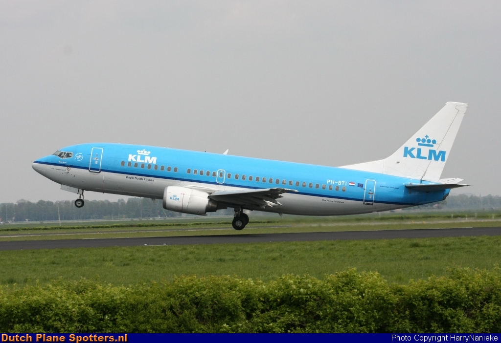 PH-BTI Boeing 737-300 KLM Royal Dutch Airlines by Harry R. van Rijn