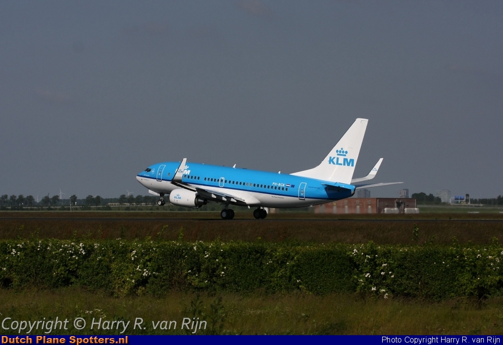 PH-BGK Boeing 737-700 KLM Royal Dutch Airlines by Harry R. van Rijn