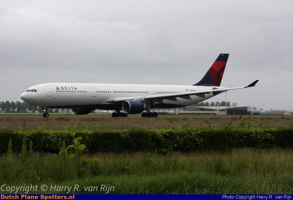 N801NW Airbus A330-300 Delta Airlines by Harry R. van Rijn