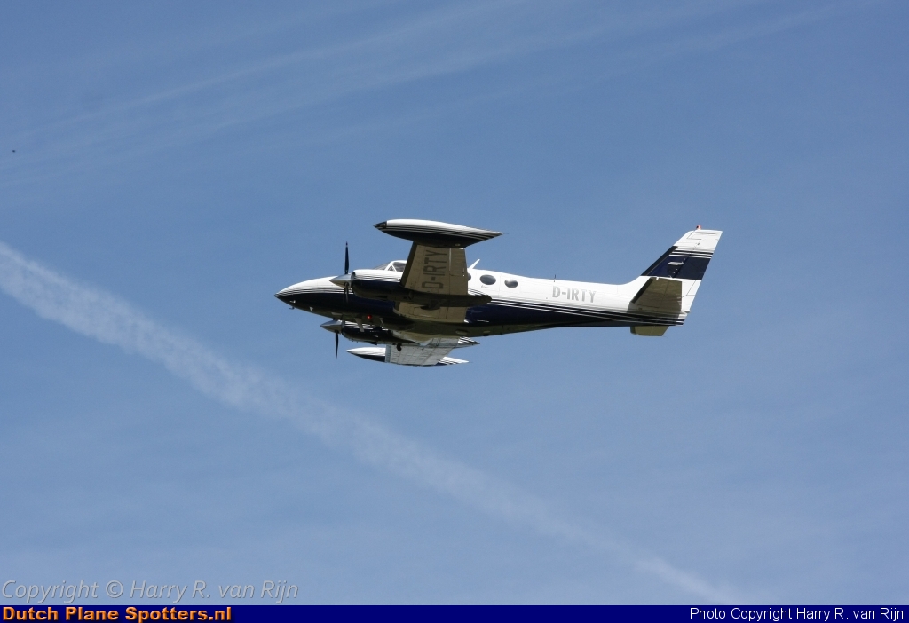 D-IRTY Cessna 340 AirGO Fluchtservice by Harry R. van Rijn