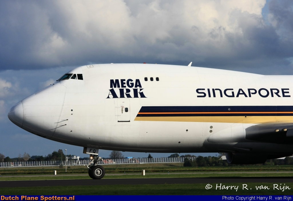 9V-SFQ Boeing 747-400 Singapore Airlines Cargo by Harry R. van Rijn