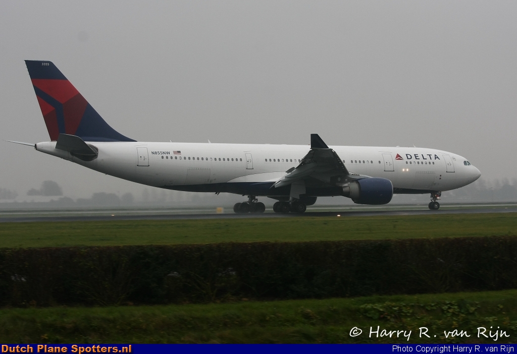 N855NW Airbus A330-200 Delta Airlines by Harry R. van Rijn