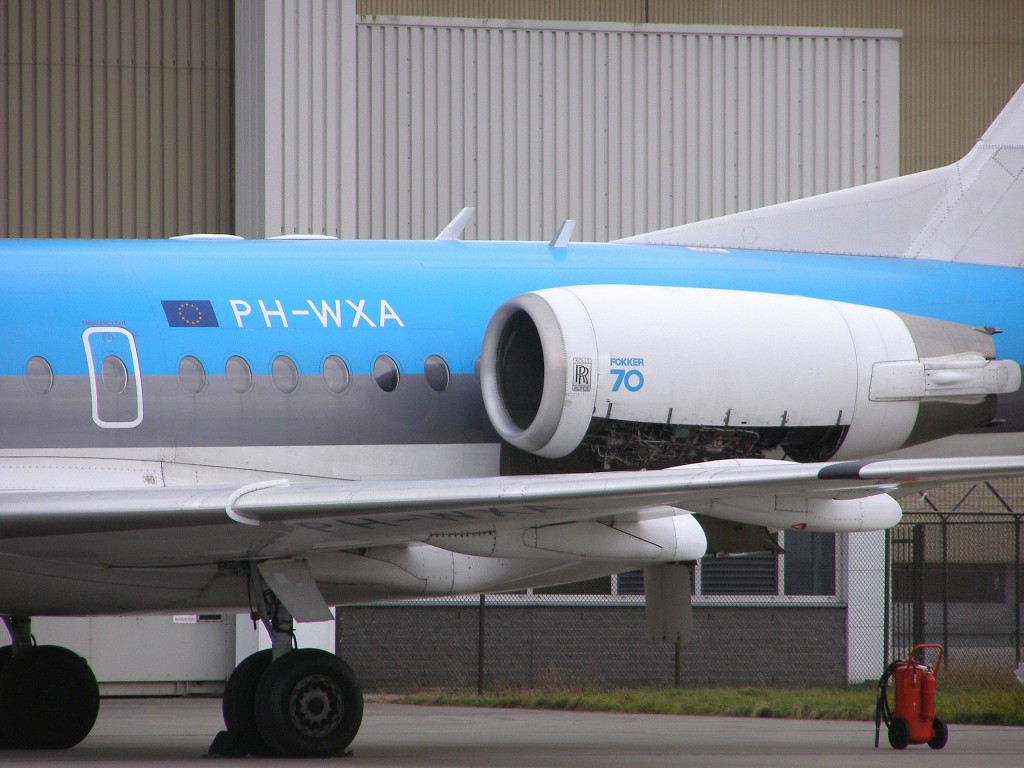 PH-WXA Fokker 70 KLM Cityhopper by Captainofthesky