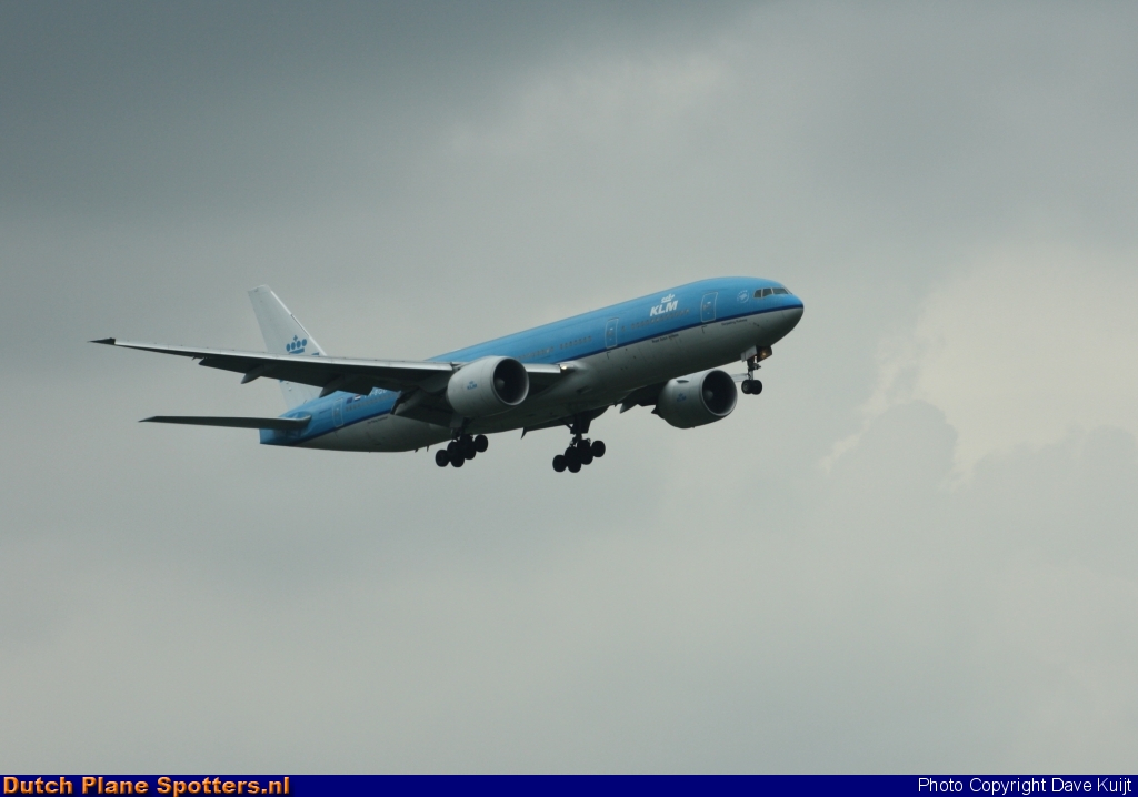 PH-BQD Boeing 777-200 KLM Royal Dutch Airlines by David