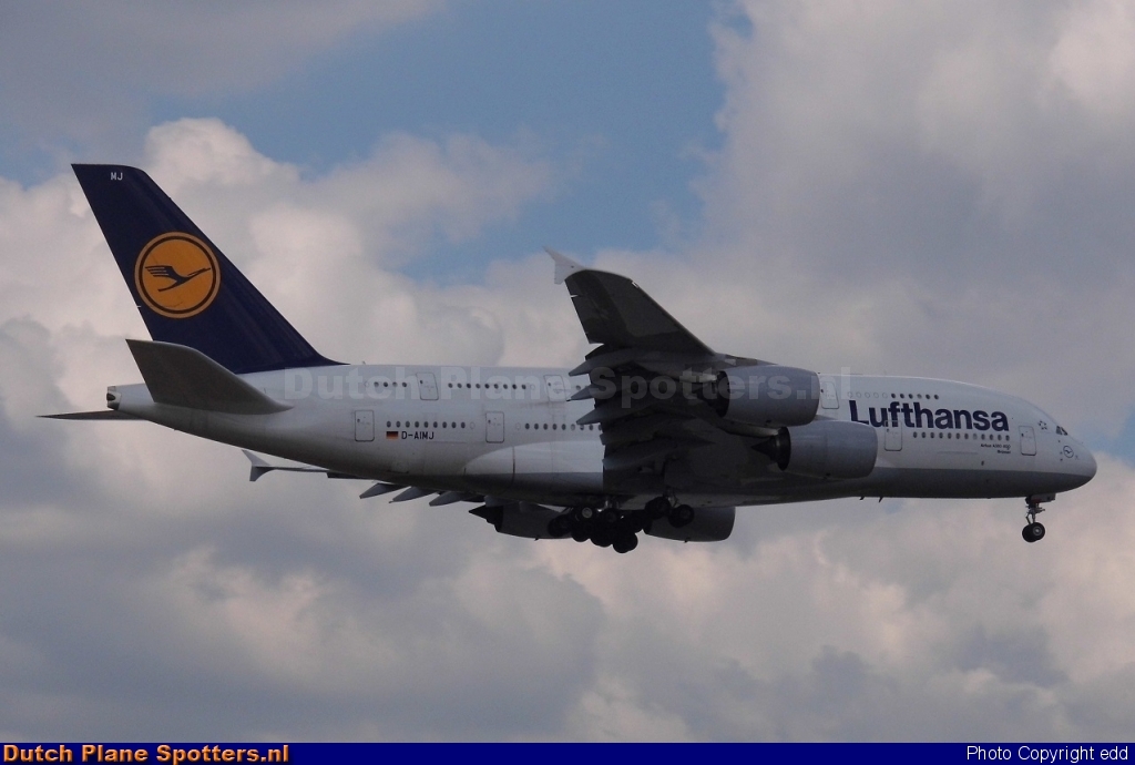 D-AIMJ Airbus A380-800 Lufthansa by edd