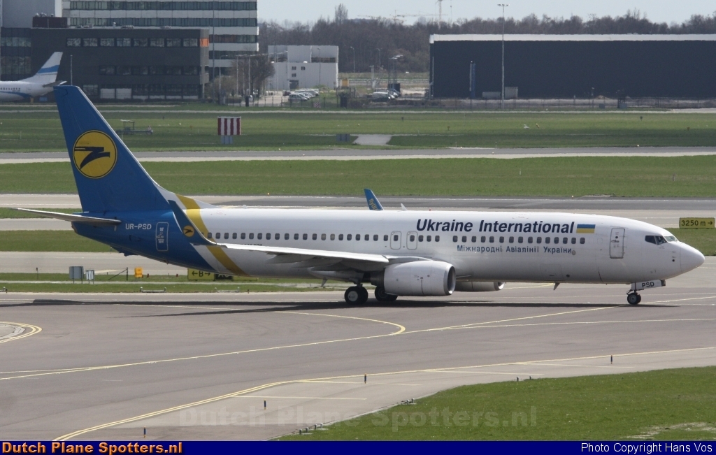 UR-PSD Boeing 737-800 Ukraine International Airlines by Hans Vos